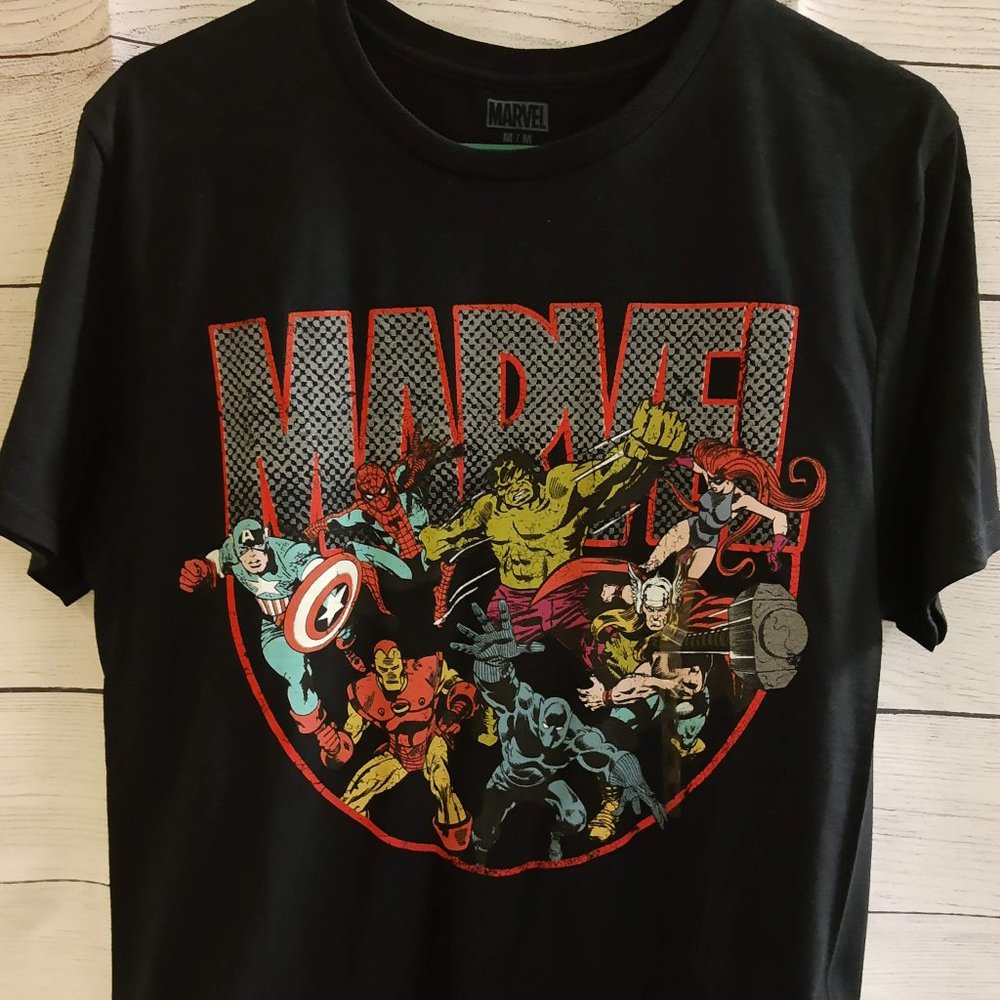 Marvel Avengers Graphic Tee, Black in Men's Sizes L New